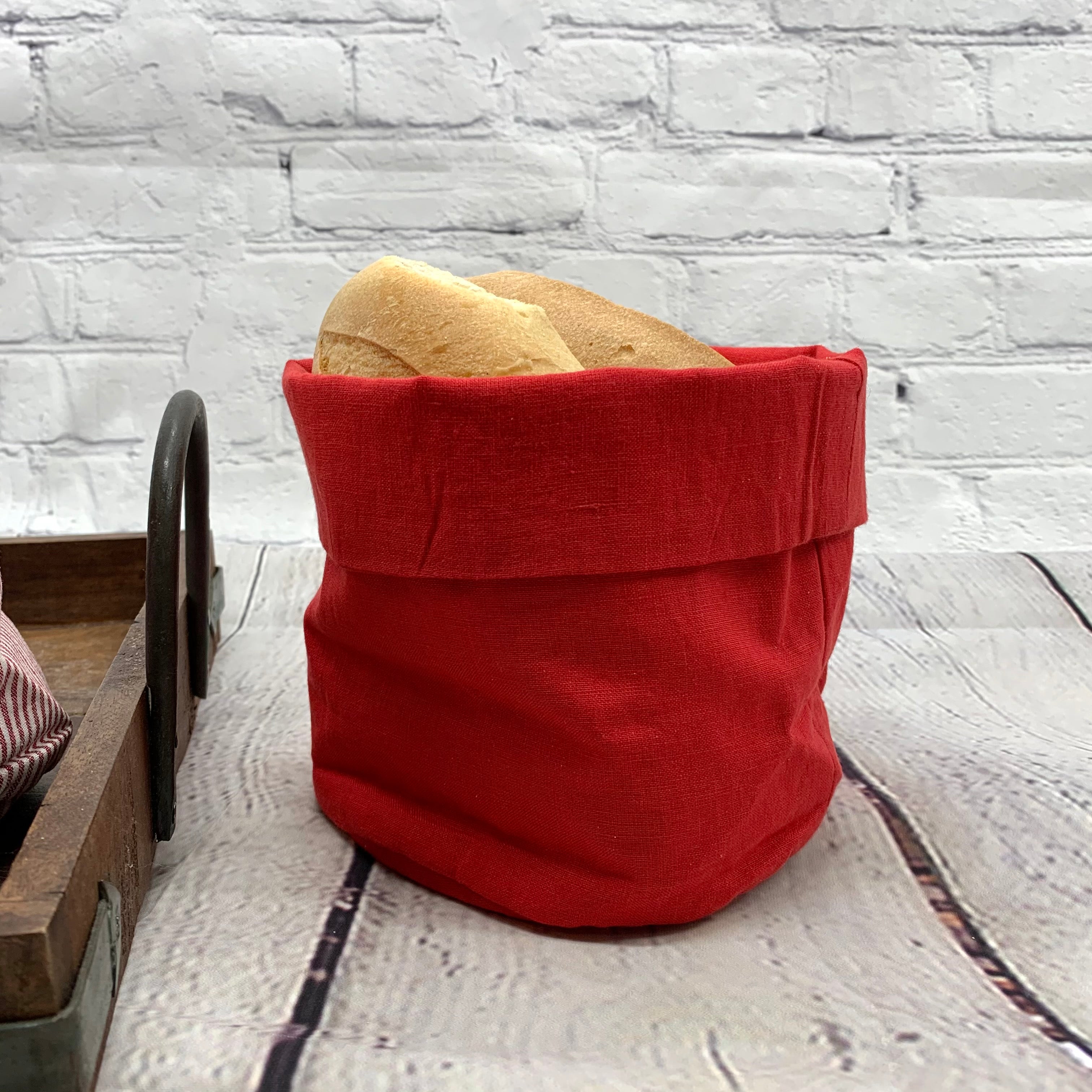 Linen Bread Baskets : Round with 2 Color Options