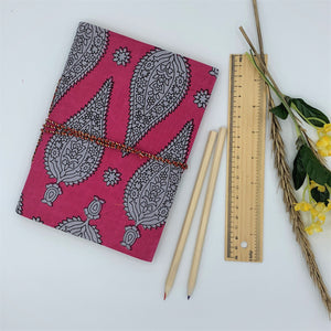 Handmade Journals for Kids and Adults : Magenta
