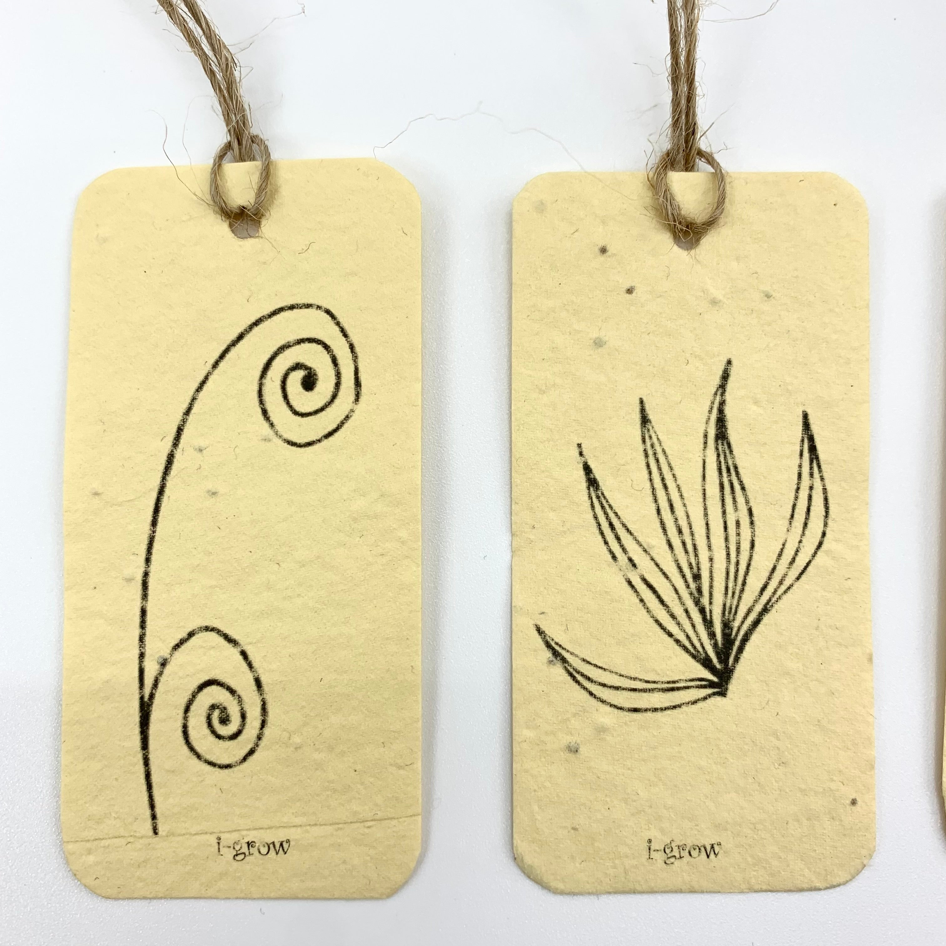 Seed paper plantable gift tags from our "i-grow" collection : Minimalist | Set of 6
