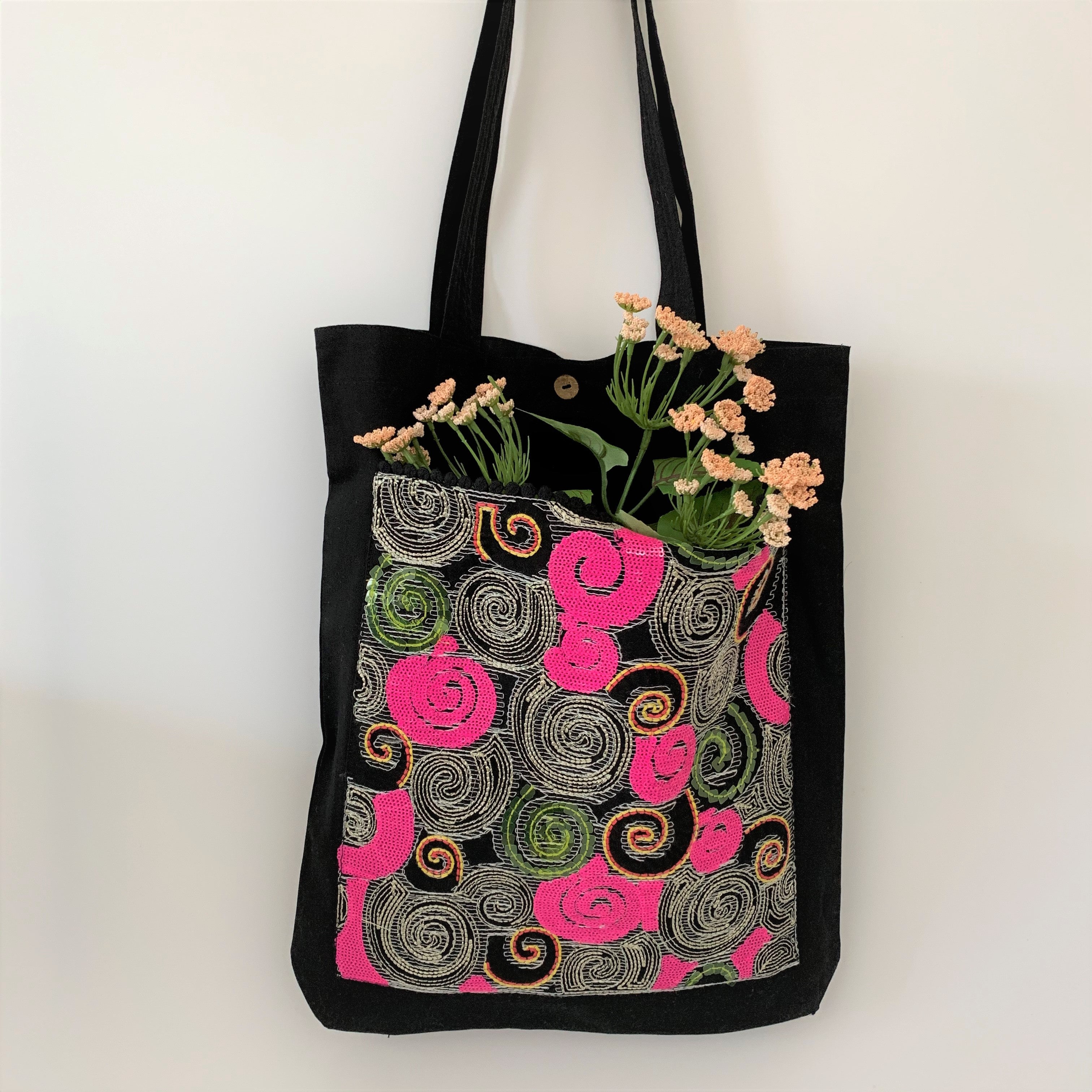 Sequin Embroidery Denim Collection Tote Bag : BLACK